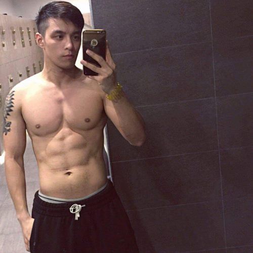 นั่นขอบกางเกงในใช่ไหมคะ 1,975