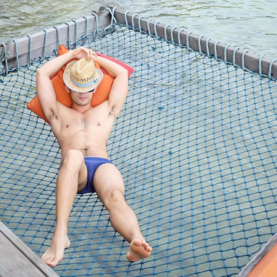 หล่อล่ำ ปล้ำเลยๆ