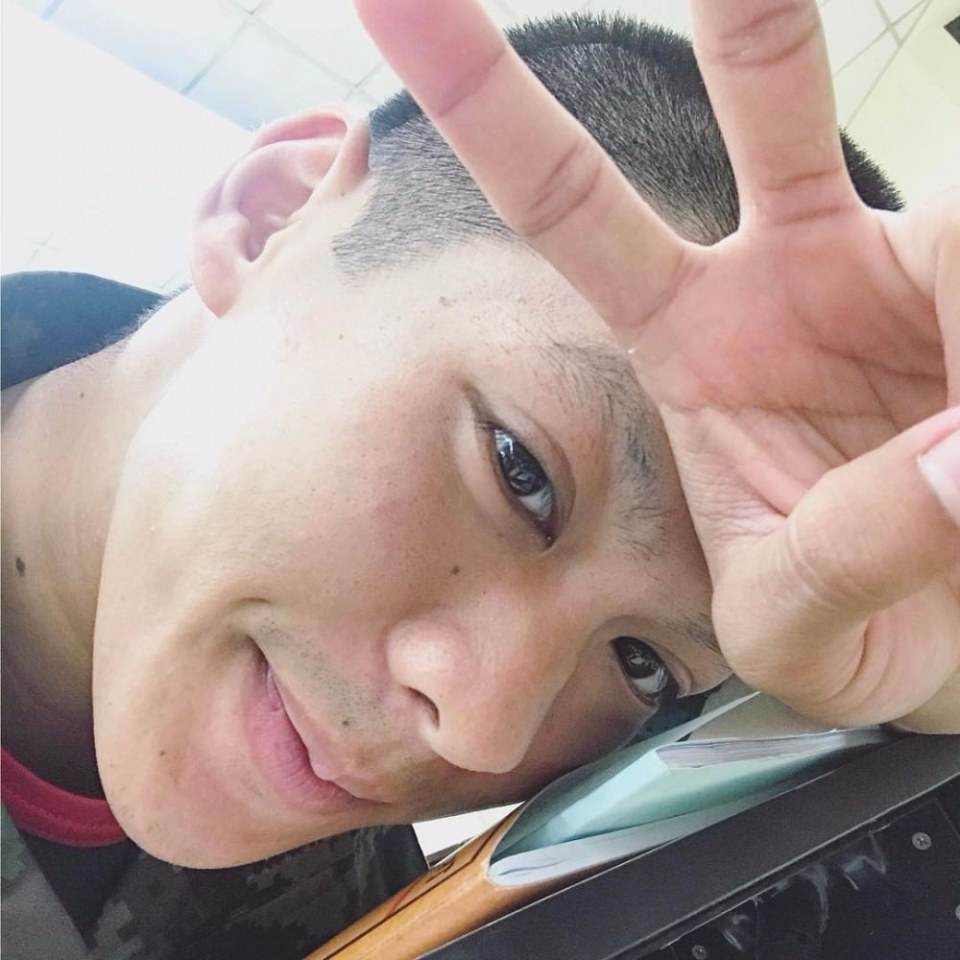 หล่อล่ำ ปล้ำเลยๆ