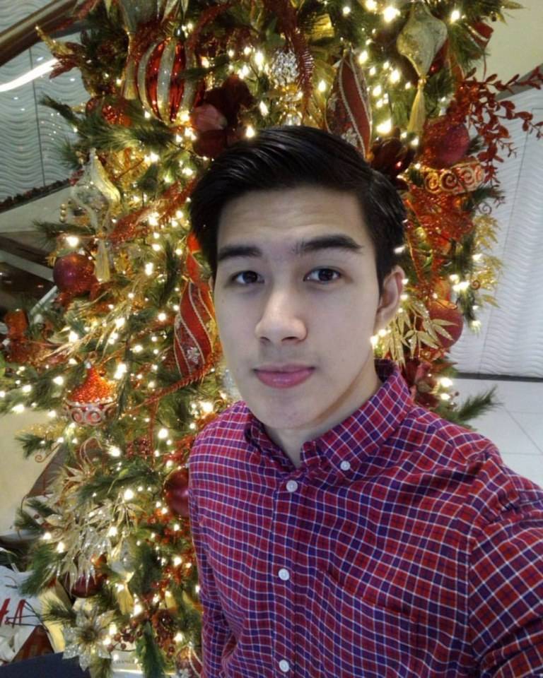 หล่อล่ำ ปล้ำเลยๆ