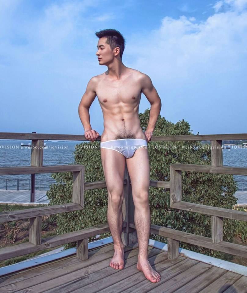 hot male 118 (18+)