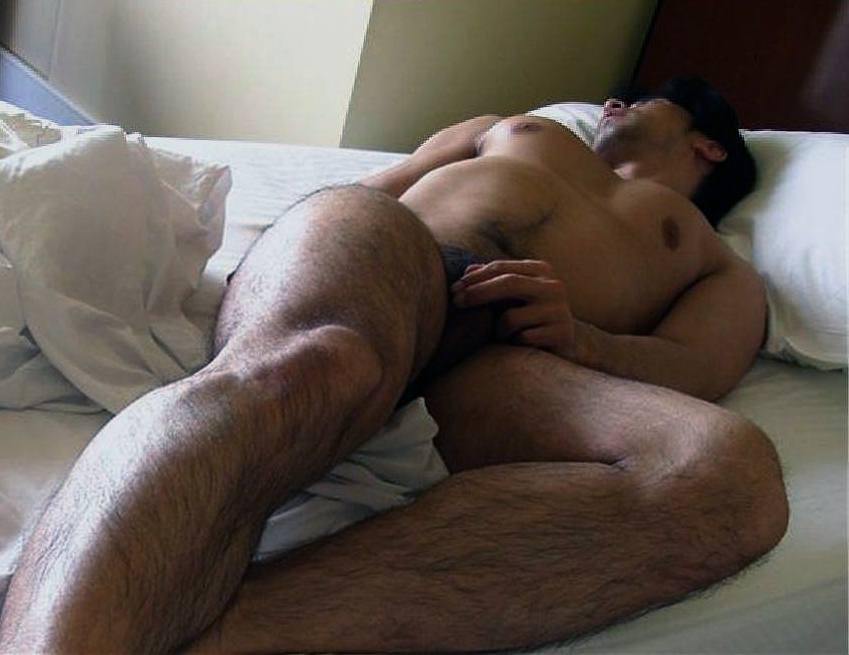 hot male 119 (18+)