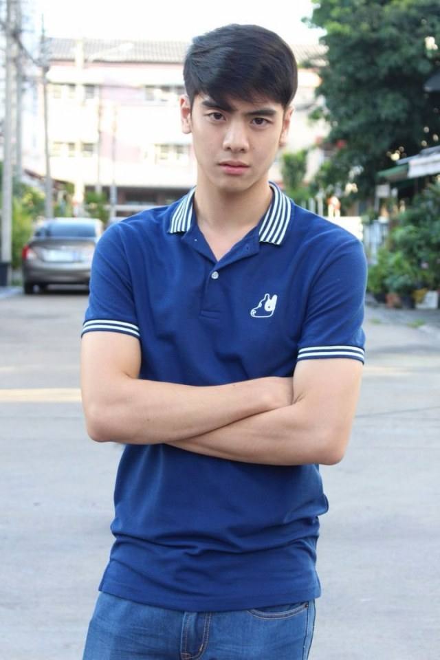 แซ่บแสงสีเสียว