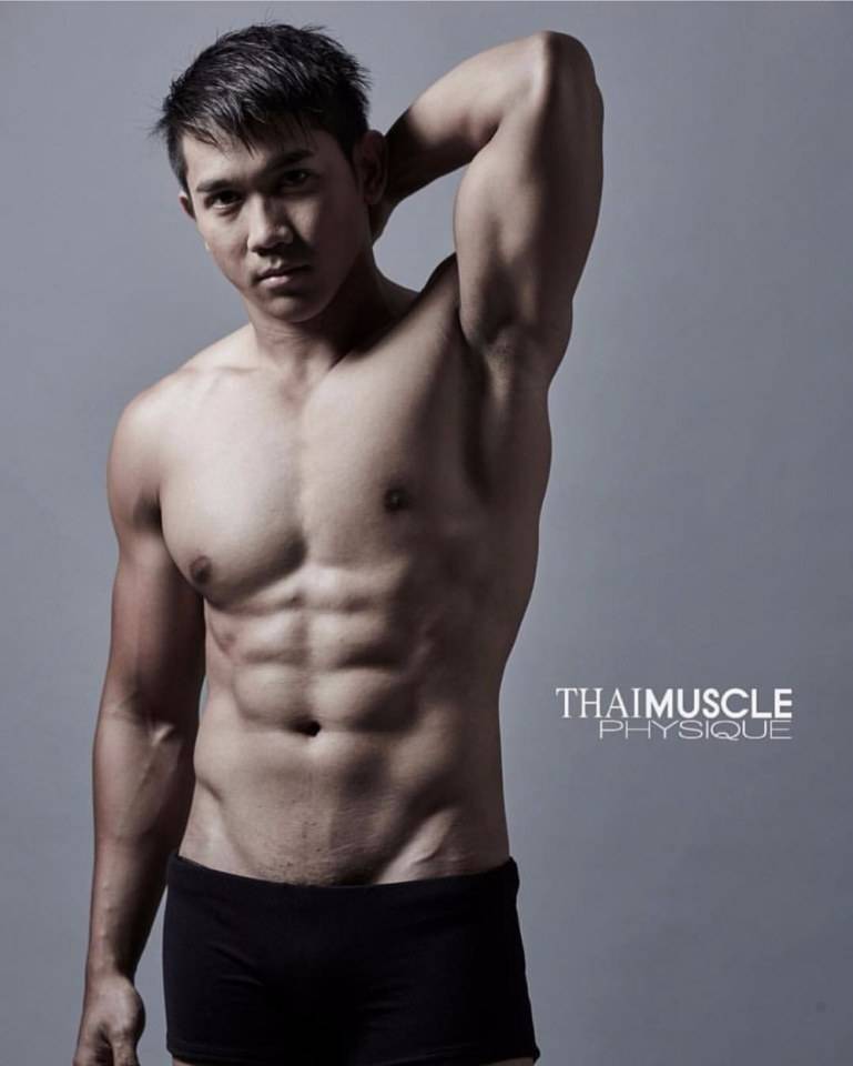 หมีล่ำน่ารัก
