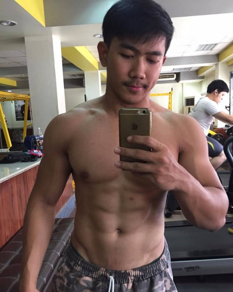 หมีล่ำน่ารัก