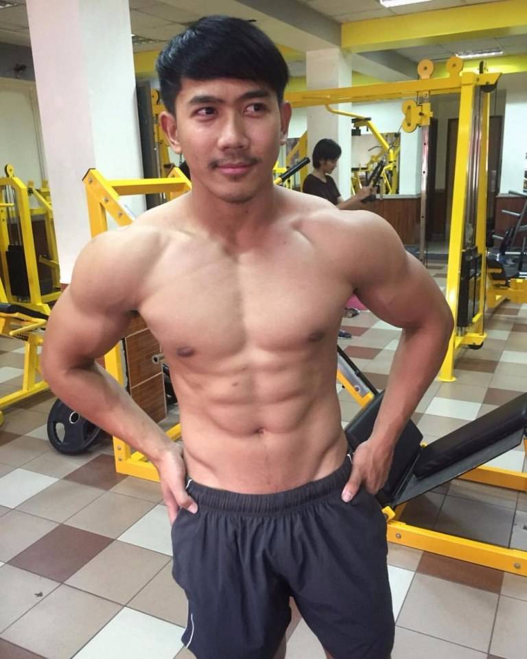หมีล่ำน่ารัก