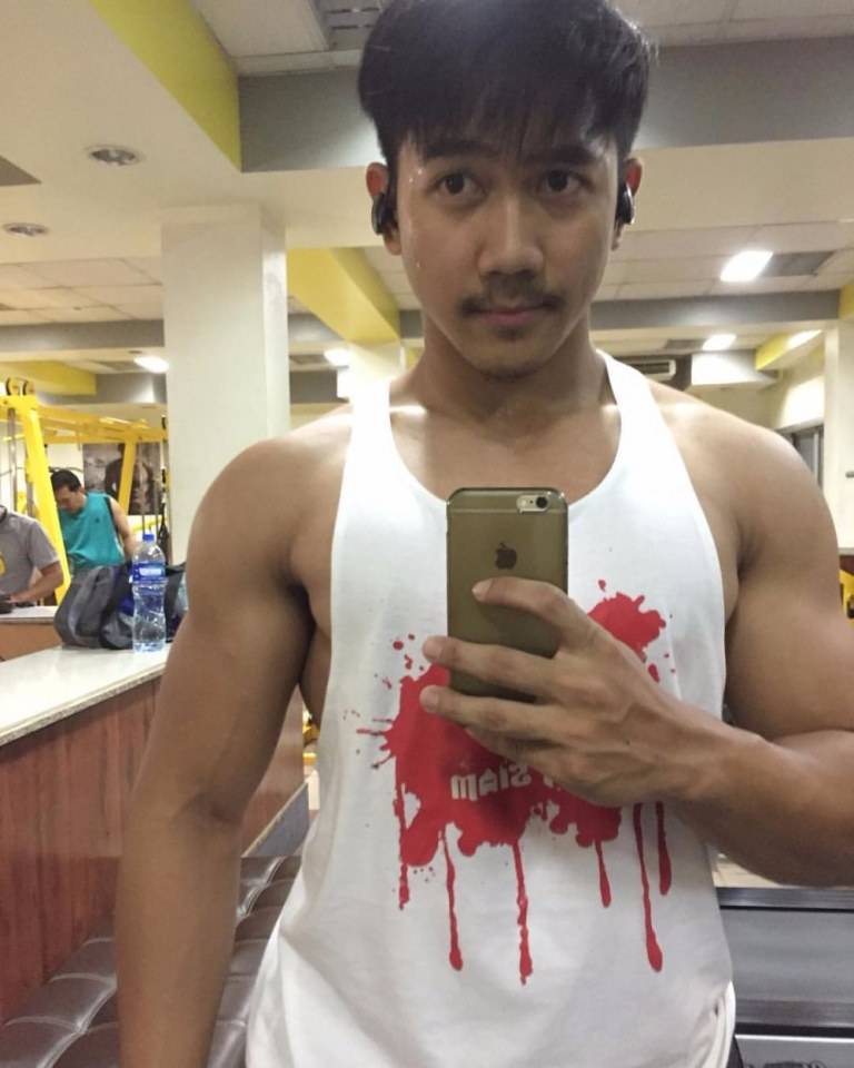 หมีล่ำน่ารัก