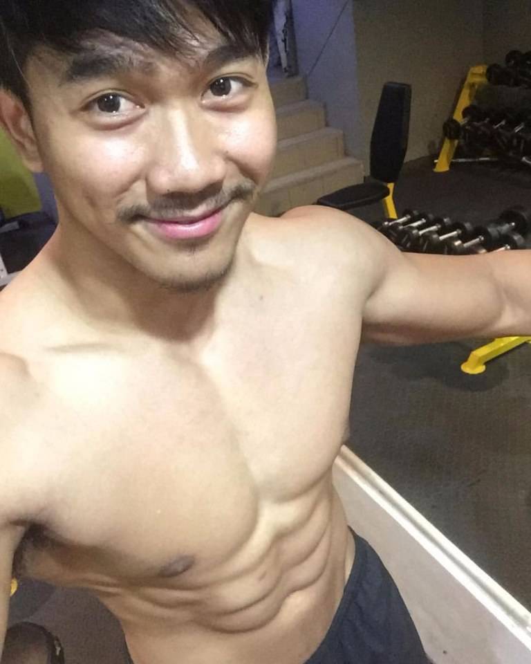 หมีล่ำน่ารัก