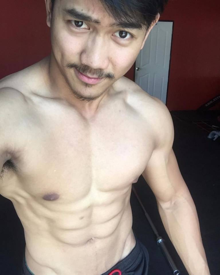 หมีล่ำน่ารัก