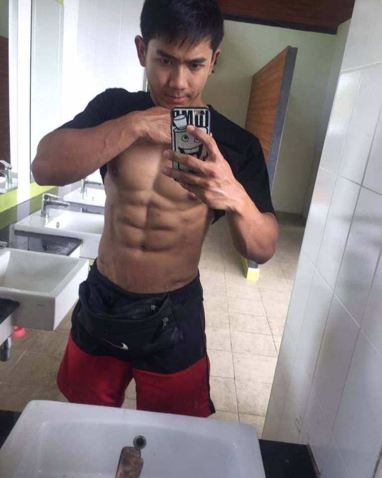หมีล่ำน่ารัก