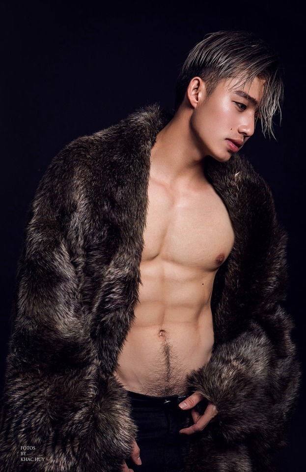 ตี๋เวียดหล่อแน่น Hieu Pham