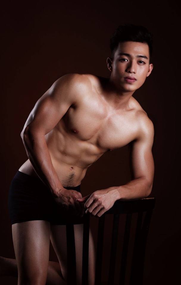 ตี๋เวียดหล่อแน่น Hieu Pham
