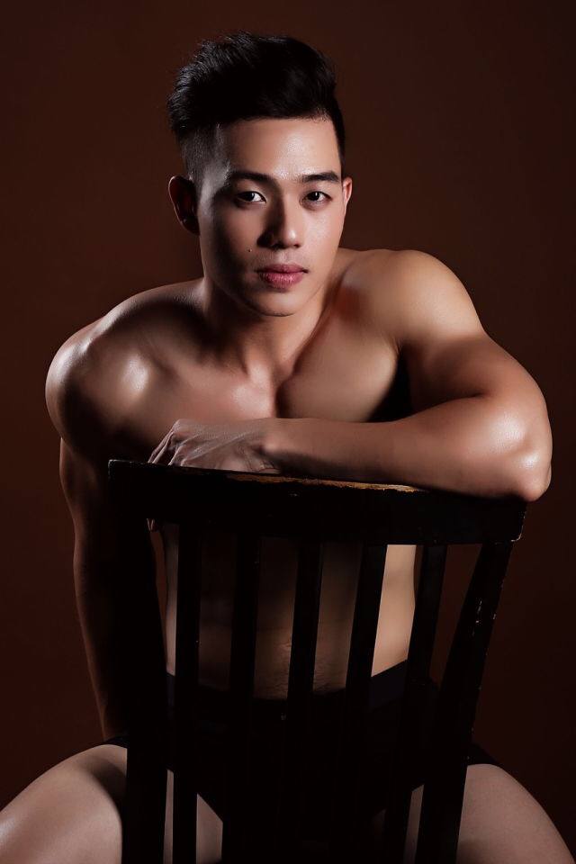 ตี๋เวียดหล่อแน่น Hieu Pham