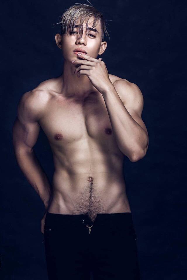 ตี๋เวียดหล่อแน่น Hieu Pham