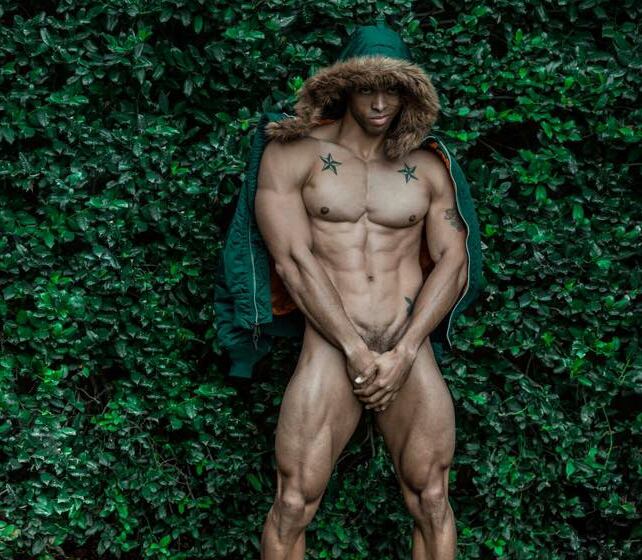 hot male 121 (18+)