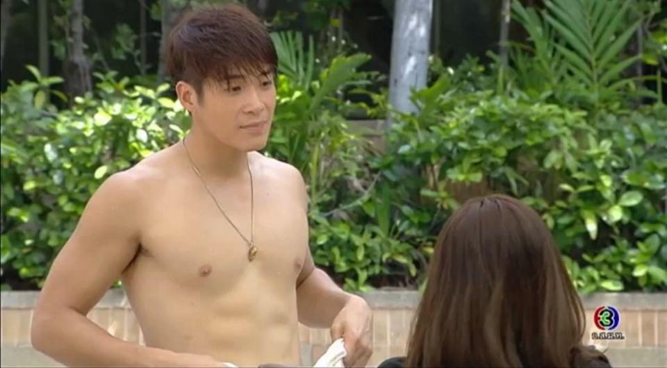 อาเล็ก ธีรเดช ใน กามเทพจำแลง
