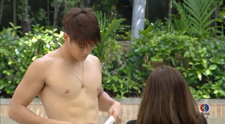 อาเล็ก ธีรเดช ใน กามเทพจำแลง