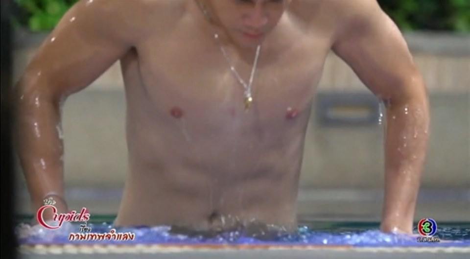 อาเล็ก ธีรเดช ใน กามเทพจำแลง