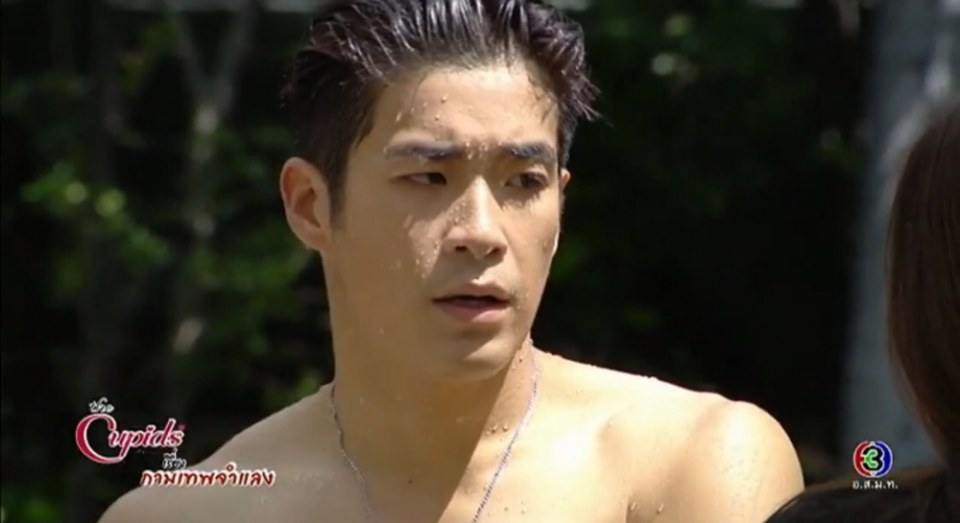 อาเล็ก ธีรเดช ใน กามเทพจำแลง