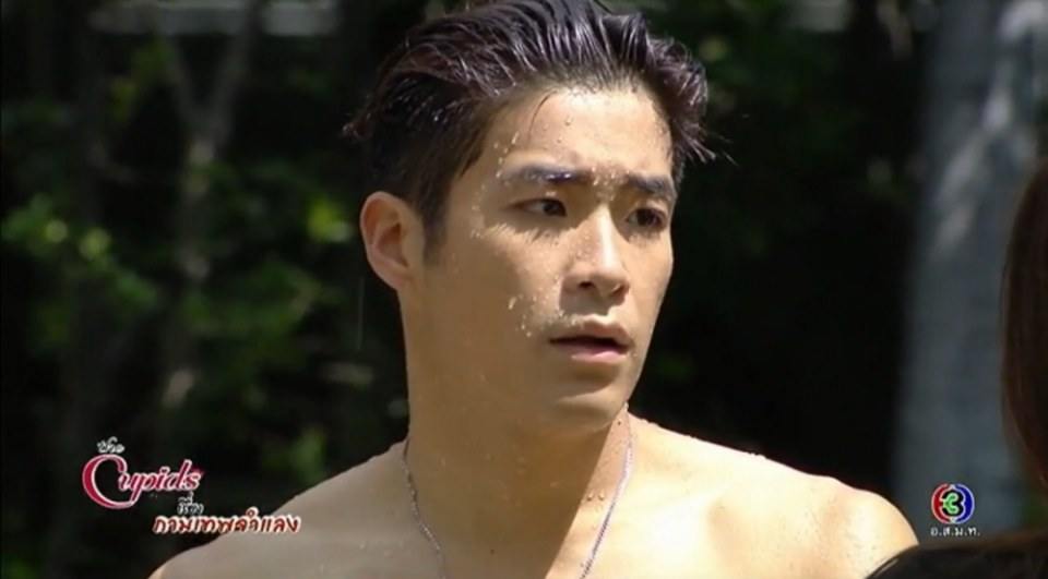 อาเล็ก ธีรเดช ใน กามเทพจำแลง
