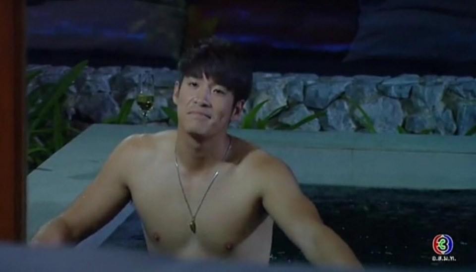 อาเล็ก ธีรเดช ใน กามเทพจำแลง