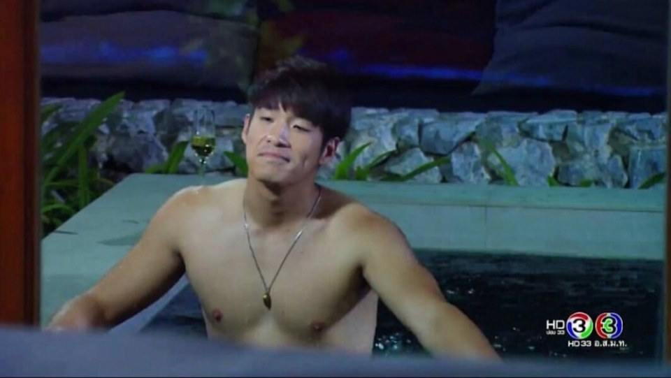 อาเล็ก ธีรเดช ใน กามเทพจำแลง