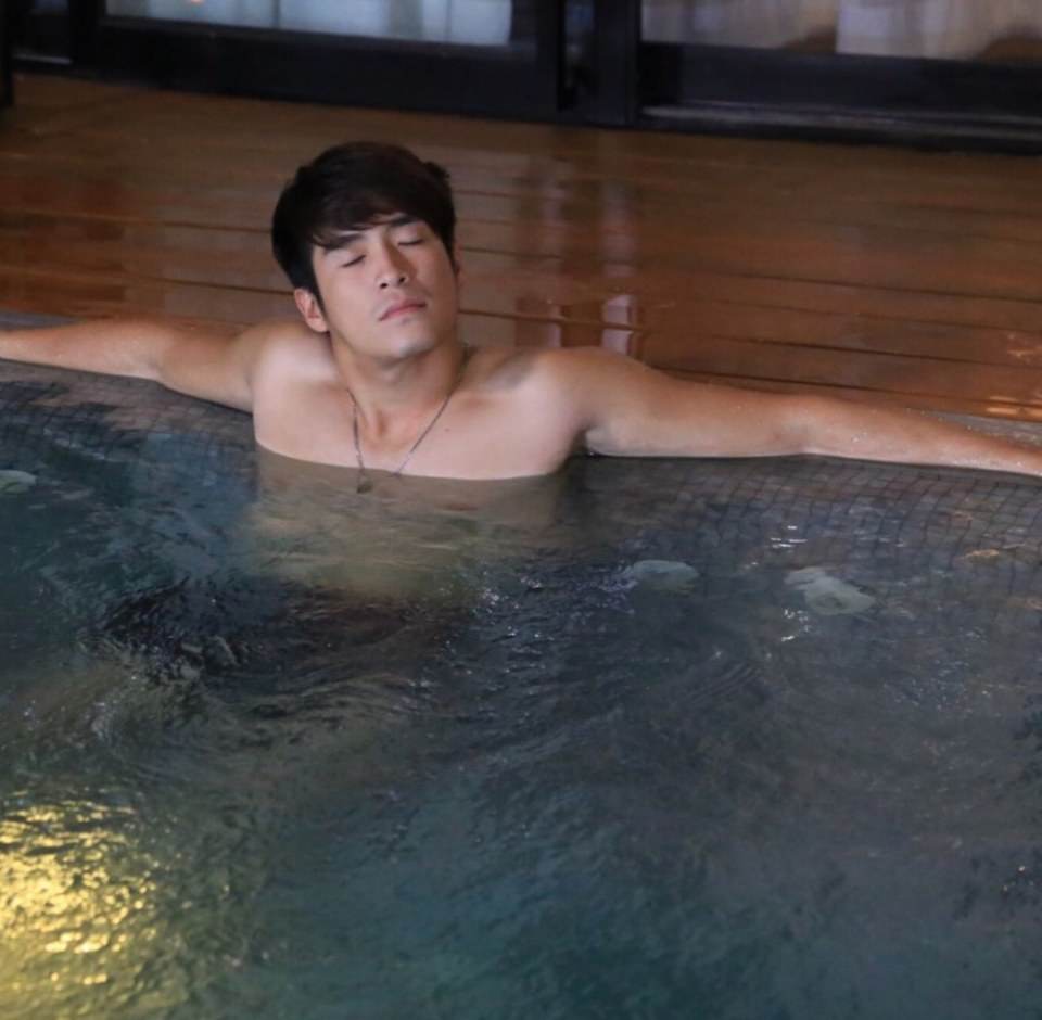 อาเล็ก ธีรเดช ใน กามเทพจำแลง