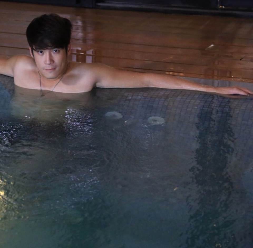อาเล็ก ธีรเดช ใน กามเทพจำแลง