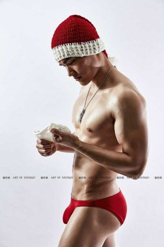 hot male 123 (18+)