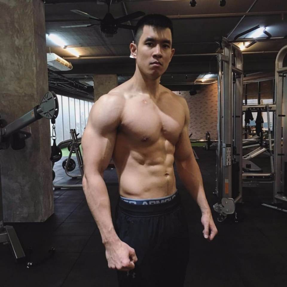 หล่อเข้มเลียๆ