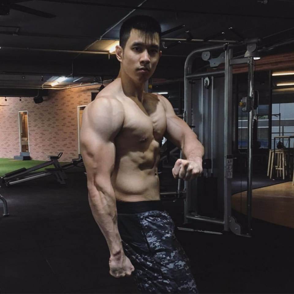 หล่อเข้มเลียๆ