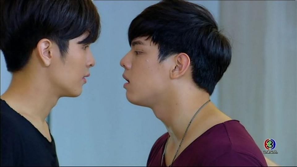 หุ่นแบบนี้คงเอามันขนาด,สายลับจับแอ๊บ ช่อง3