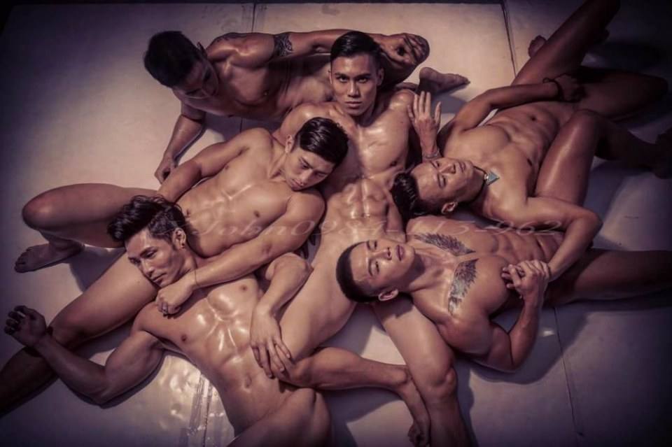 hot male 126 (18+)