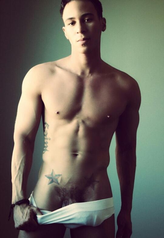hot male 130 (18+)