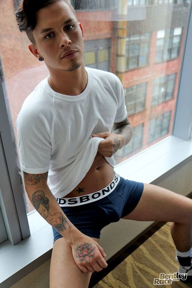 Hot guy in underwear 264