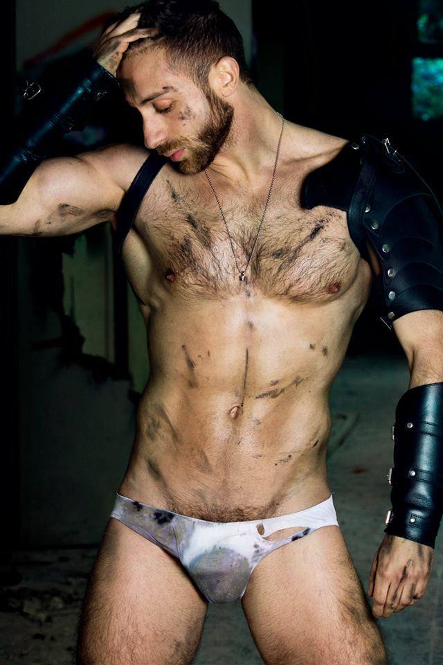 hot male 134 (18+)