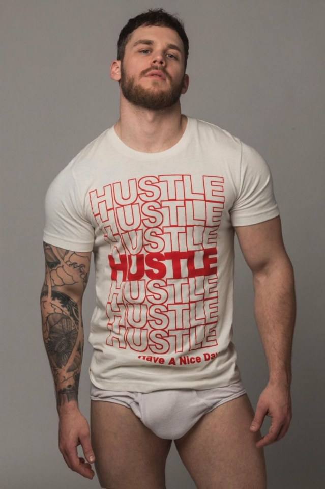 hot male 135 (18+)