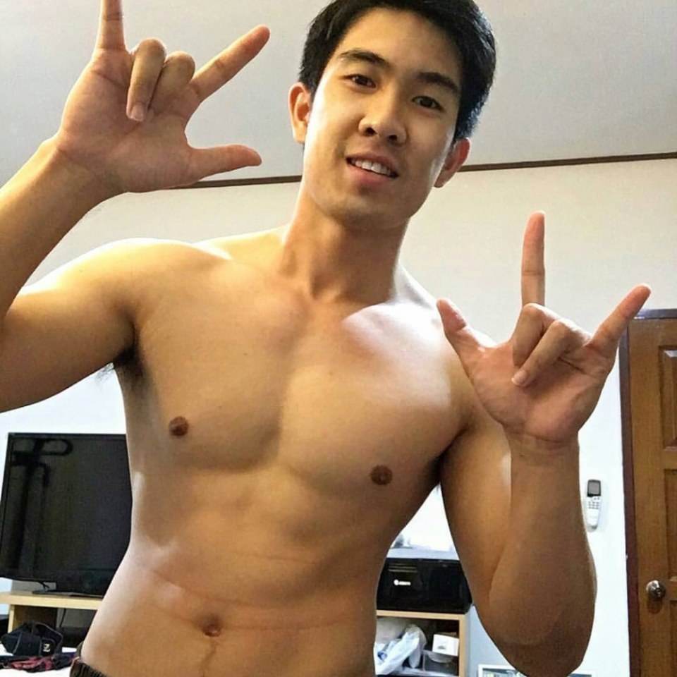 อั้ม หนุ่มวิศวะ