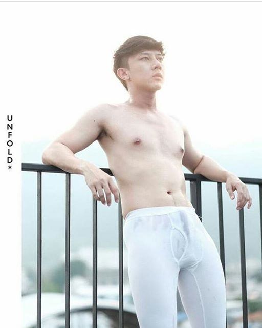 ผู้ชายสีขาว