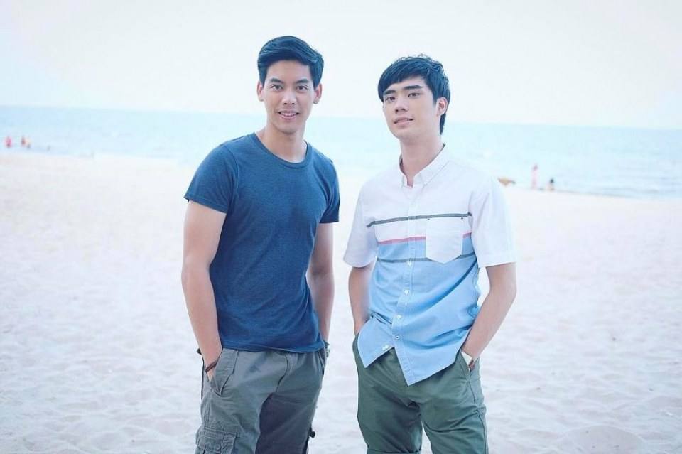 ( ตี๋ )ຂ້ອຍຮັກເຈົ້າໝົດໃຈข້อยฮักเจ้าหมดใจได้ยินบ่,อยากให้( ตี๋ )......