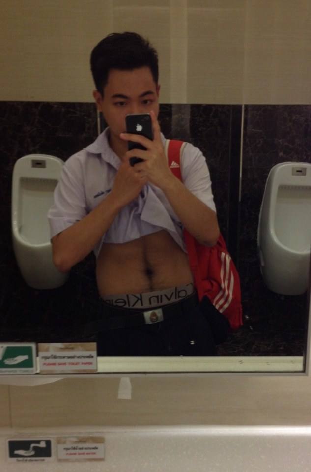 เด็กน้อยขนด๊กดก