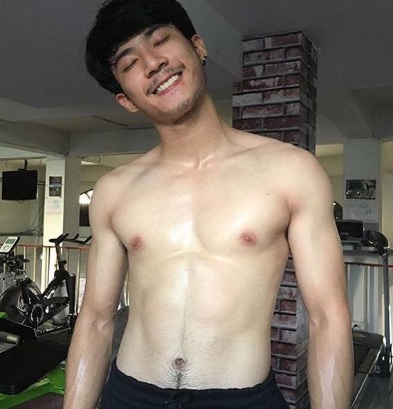 เด็กน้อยขนด๊กดก