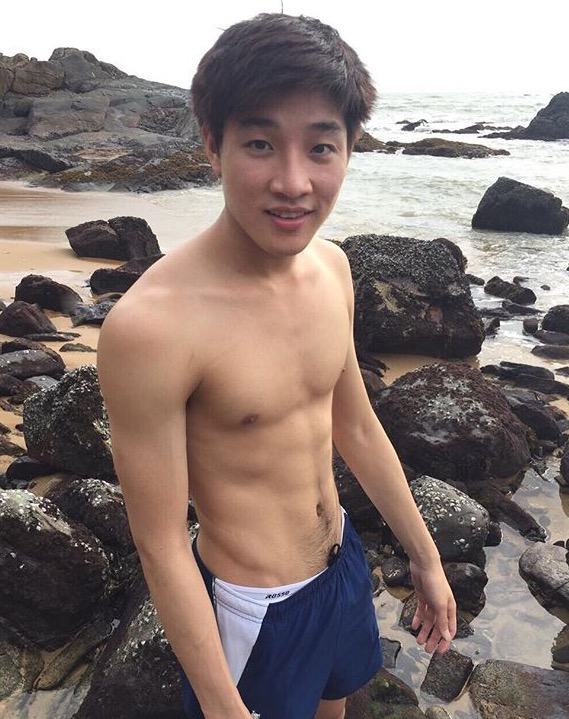 เด็กน้อยขนด๊กดก