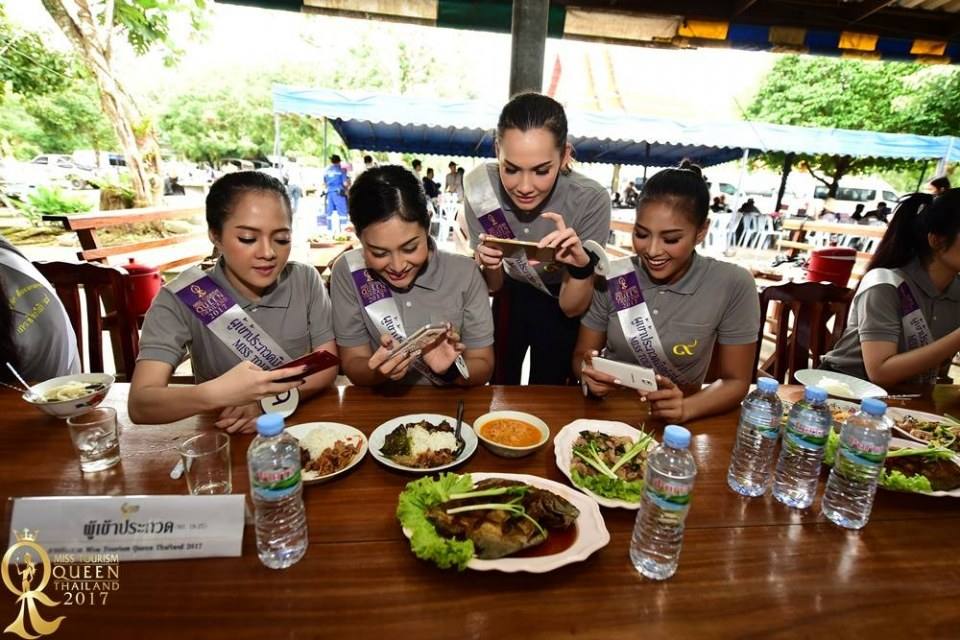 สาวๆ MissTourismQueenThailand2017  ดูสดชื่นตลอดทั้งวันด้วยน้ำดื่ม Purra ผู้สนับสนุนใจดีของพวกเรา