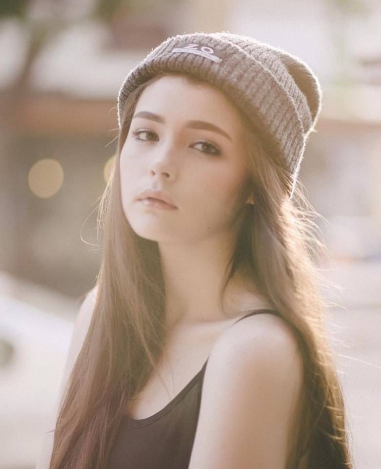 พลอยริน Misssupranational sakonakorn ของจริงทั้งหน้า