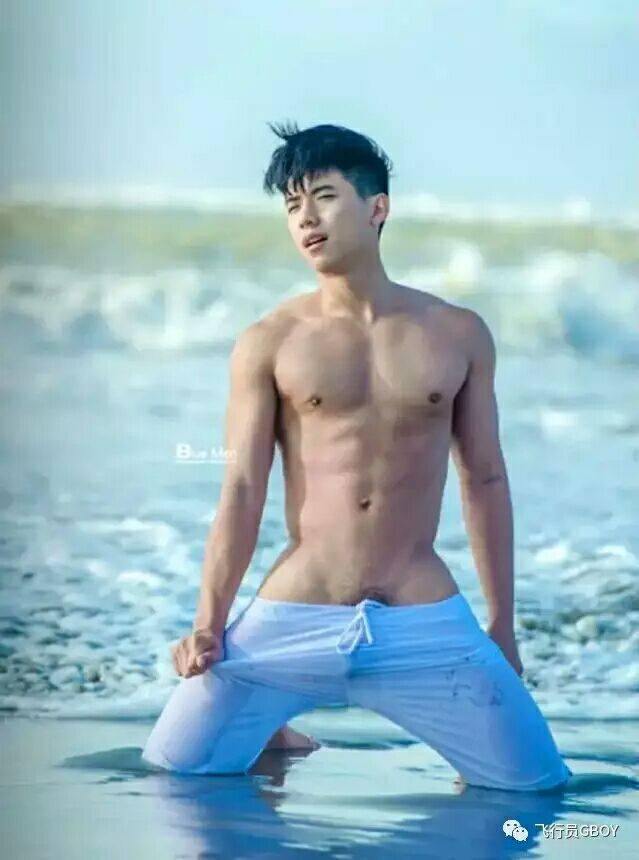 หล่อ น่ารัก หุ่นดี เซ็กซี่ ใหญ่