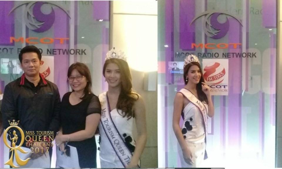 น้องกิ๊บ พิมพ์ชนก จิตชู Miss Tourism Queen Thailand 2016  เยี่ยมเยียนสื่อ MCOT RADIO NETWORK เชิญชวนชมการ ประกวดรอบตัดสินMiss Tourism Queen Thailand 2017