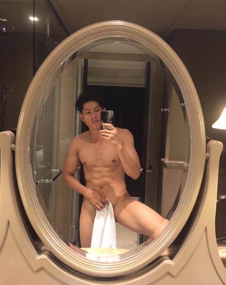 hot male 147 (18+)