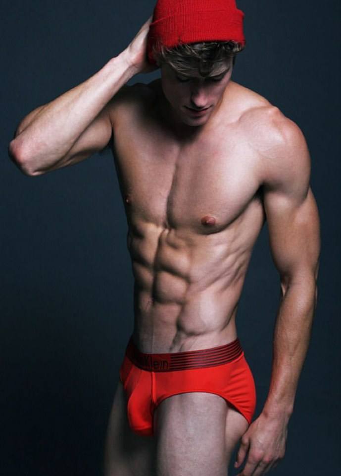 hot male 147 (18+)