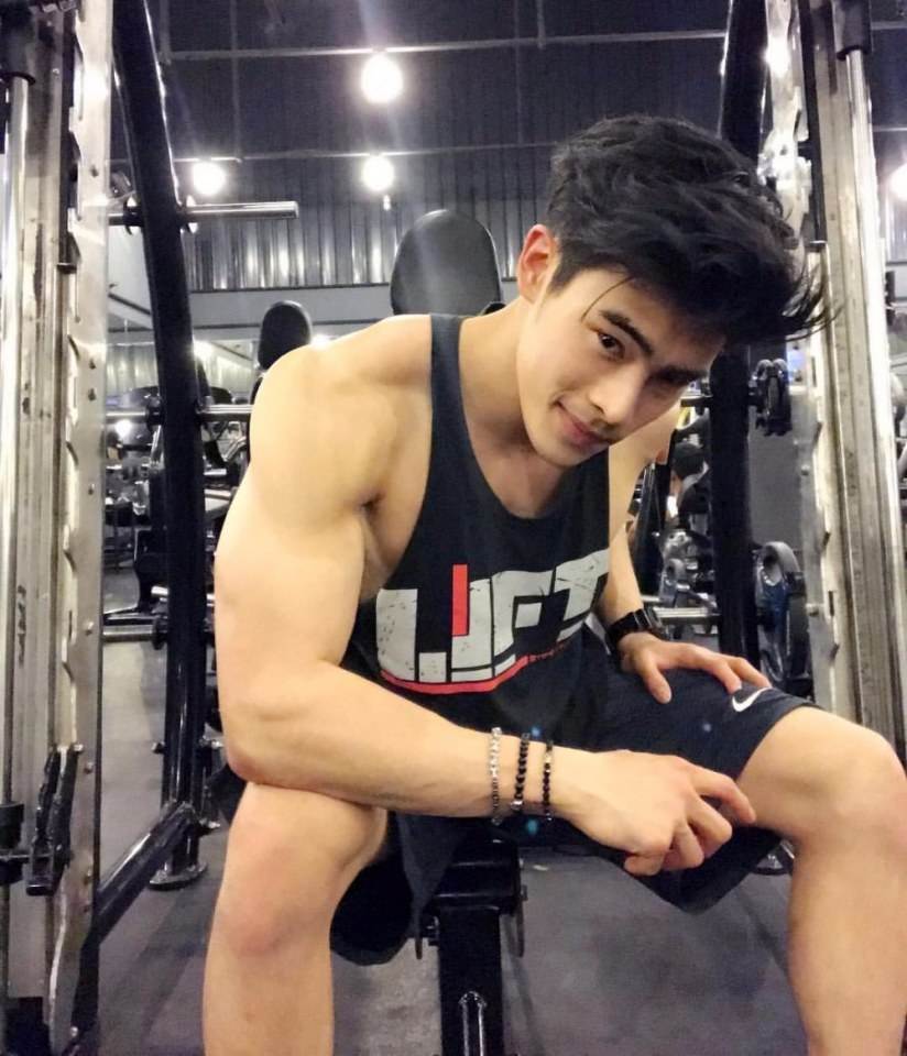 ว้าวบอยแซ่บ